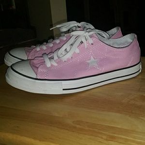 Converse One Star